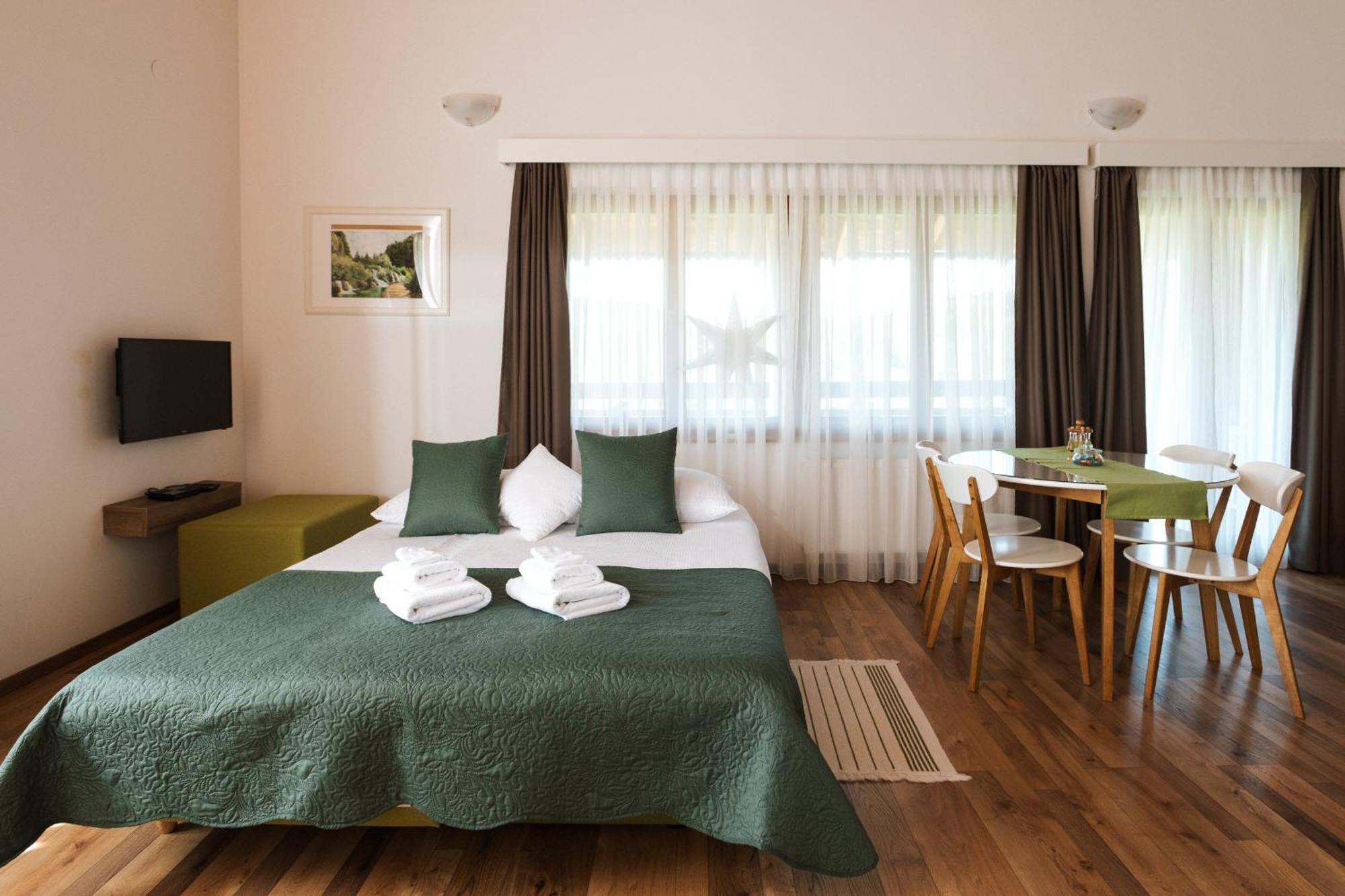 Buric Plitvice Lakes Apartment *